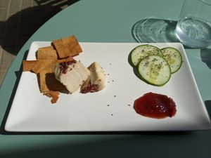 Housemade vegan cheese w jam & gf crackers at Brio in Tarifa