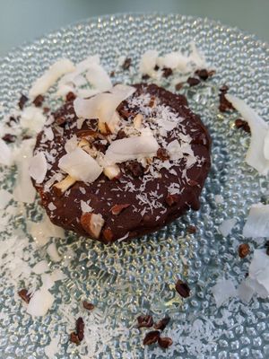 Cocochoc dessert 🥥🍫 at Brio in Tarifa