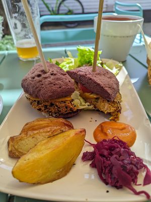 Burger de Jackfruit at Brio in Tarifa