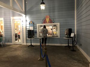 Walk-Up Window (Serves Vegan Ice Cream, Tofutti & So Delicious) at Walt Disney World - Beaches & Cream Soda Shop in Lake Buena Vista