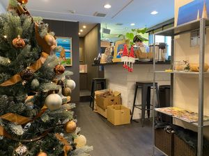 Christmas, cozy interior at Vegeto LIKO in Sendai
