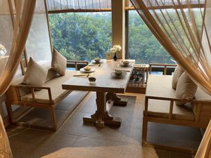 Table  at RúShì Shū 如是蔬 in Sanya