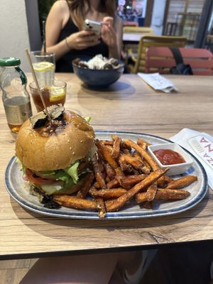 I love you, you love me burger with sweet potato friess  at Restoran ŠtoRiJa in Rijeka