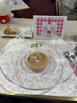 Onion soup  at Hello Kitty Show Box in Awaji