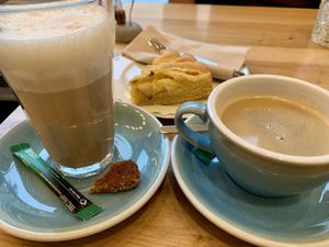 Latte macchiato with soya milk + coffee + apple cake #Veganuary at Carli's Coffee in Echternach