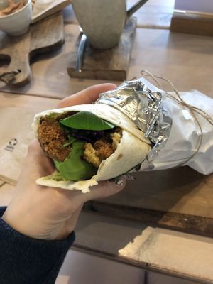 Veganer Wrap   at Seasalt Café GmbH in Ubstadt-weiher