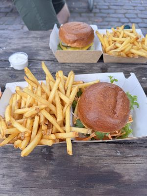 Chicken burger and bbq burger  at Souls - Torvehallerne in Copenhagen
