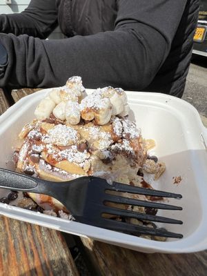 S’more snaills  at Hail Snail in Portland