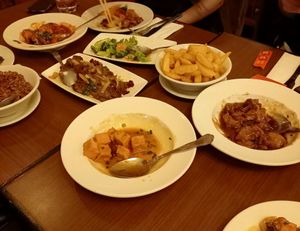 Selection of dishes (that broccoli at the back there was amaaaaazing! 🥦😍) at The Orchid Vegan Restaurant in York