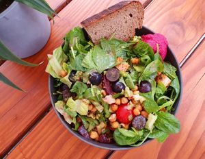 Salad with tofu and beetroot hummus at GREENKARMA - Medienhafen in Dusseldorf