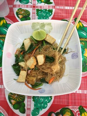 Noodles in soy sauce  at Samrup Jay in Ayutthaya