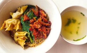 Wan ton noodles with soup at Quan Xin 泉心 - Aljunied in Central Singapore