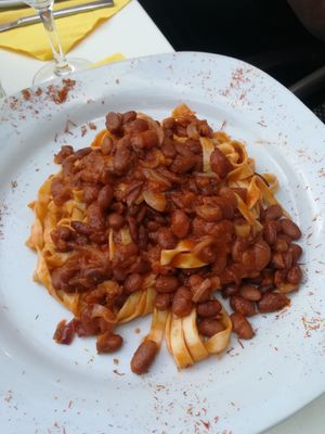Tagliatelle ai Fagioli at Da Nicola in Grunstadt