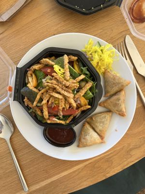 Tempeh salade & samosas  at Osorio World's Kitchen in Ameland
