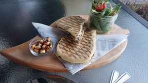 Pannini at Vege & Joy in Saint-sauveur