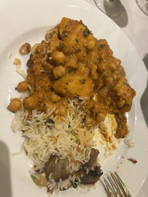 Chana aloo masala and mushroom rice 👌🏼  at Green Gates Indian Restaurant in Stirling