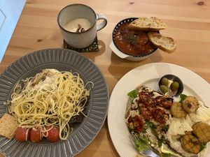 This is what having it all looks like  #Veganuary at LoveUrth 러브얼스 in Busan