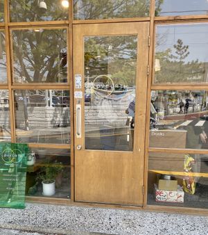 One of my favorite restaurants in Korea.  I just love it    at LoveUrth 러브얼스 in Busan