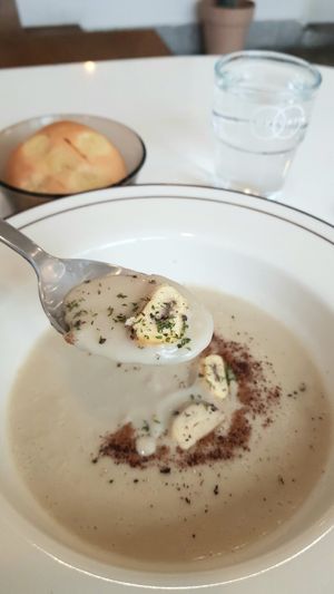 Chestnut soup - close-up at LoveUrth 러브얼스 in Busan