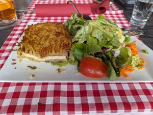 The vegan Landhausschnitzel at Löffel's Landhaus in Muenstermaifeld