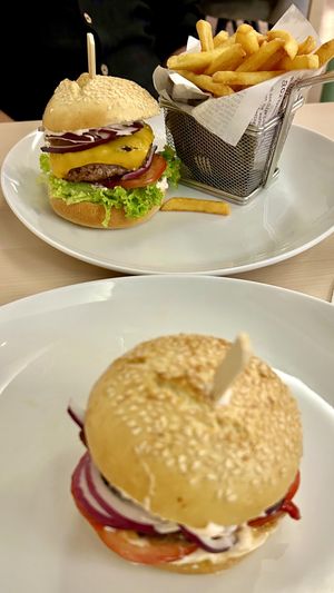 Primavera burger  at Pizzeria Primavera in Bratislava