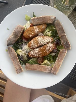 salad with mock chicken pieces  at Pizzeria Primavera in Bratislava