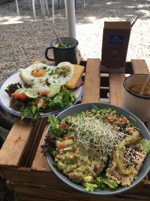 vegan bowl at Kisiel in Szczecin
