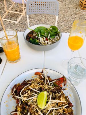 Pad thai i ramen - wegańskie   at Kisiel in Szczecin