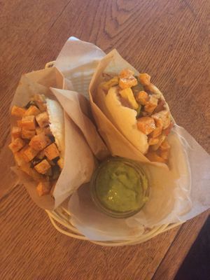 arepas with tofu filling and guacamole at Mestiza Latino Casual Food in Konstanz