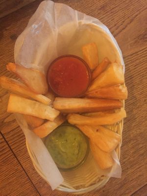 fried yuca with salsa and guacamole at Mestiza Latino Casual Food in Konstanz