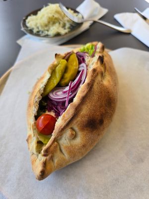 Viking kebab pizza at Pizzeria Amore in Vasteras