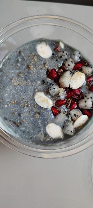 Milky Blues smoothie bowl at DOH - Evergreen Organics in Doha
