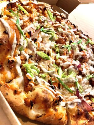 Buffalo Chicken Pizza: Amazing! It had So much flavor! Wasn’t a big fan of the onions but that’s just my personal preference. So far the Best Vegan pizza I’ve had, hands down at Down 2 Earth Plant Based Cuisine in Las Vegas