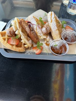 Chick’n & Waffles were legit as was the Mac and cheese and dessert. Stay if awesome and you can taste the pride and love in chef’s food    at Down 2 Earth Plant Based Cuisine in Las Vegas