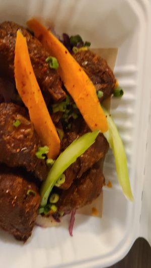 Buffalo wings at Down 2 Earth Plant Based Cuisine in Las Vegas