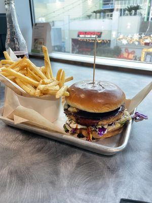 Burger 7/10  at Down 2 Earth Plant Based Cuisine in Las Vegas
