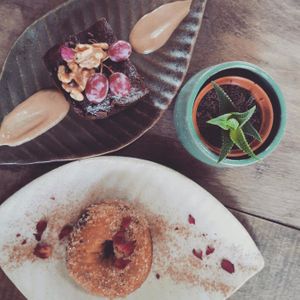 Vegan brownie and vegan doughnut at Kolma in Langkawi