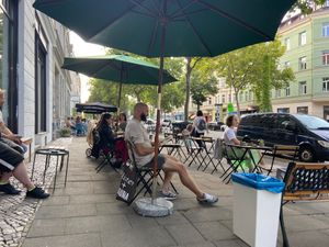Outside seating  at Mono Loco in Leipzig