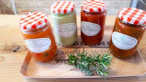  fresh pasta sauces at Mondo Natura in Akashi