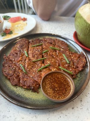 Jeon 저ㄴ  at Nature's Charm in Bangkok