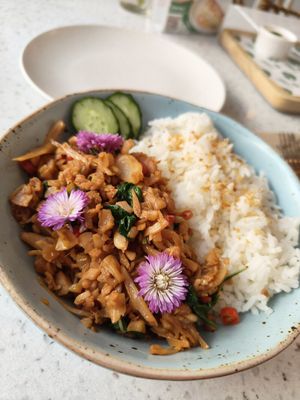 Hail The Holy Bowl 🌶️ Jan25 at Nature's Charm in Bangkok