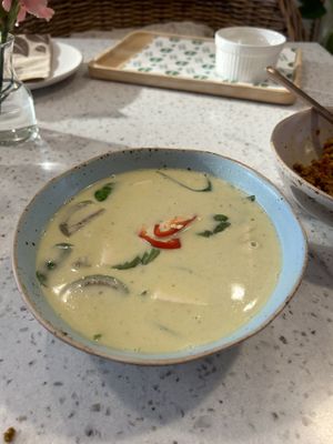 Green curry  at Nature's Charm in Bangkok