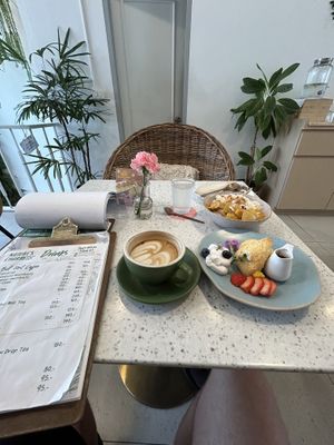 Breakfast 😋😍  at Nature's Charm in Bangkok