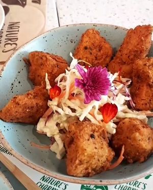 Chik'n Pops & Coleslaw at Nature's Charm in Bangkok