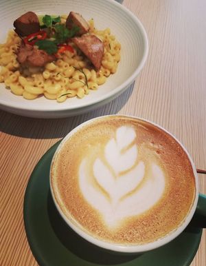 Tom yum Mac & cheeze at Nature's Charm in Bangkok