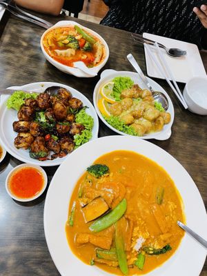   at North South East West Fusion Vegetarian Restaurant 东南西北素食融合餐馆 in Central Singapore