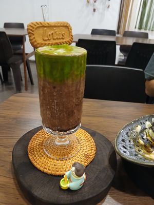  at North South East West Fusion Vegetarian Restaurant 东南西北素食融合餐馆 in Central Singapore