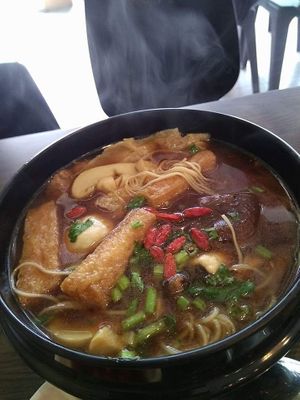 Herbal mee sua with monkey head mushroom at North South East West Fusion Vegetarian Restaurant 东南西北素食融合餐馆 in Central Singapore