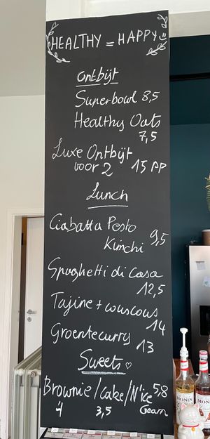 Breakfast and Lunch menu at  Bistro VéLO in Antwerpen