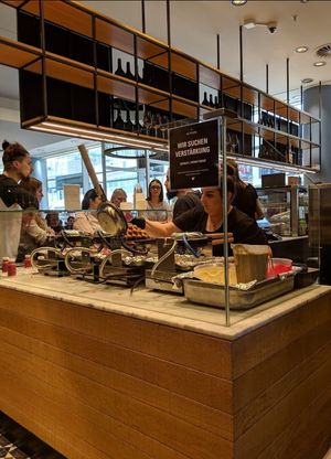 Front of the shop at Sunnysu in Cologne